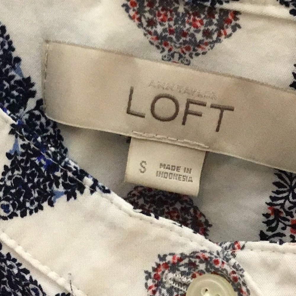 Loft > Patterned Blouse Small - Picture 9 of 10